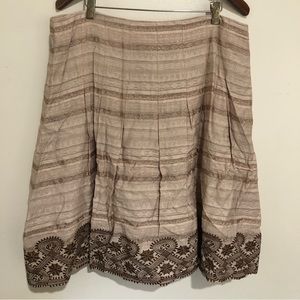 Oscar De La Renta  Brown and Cream A line Floral Embroidered Midi Skirt. Size 16